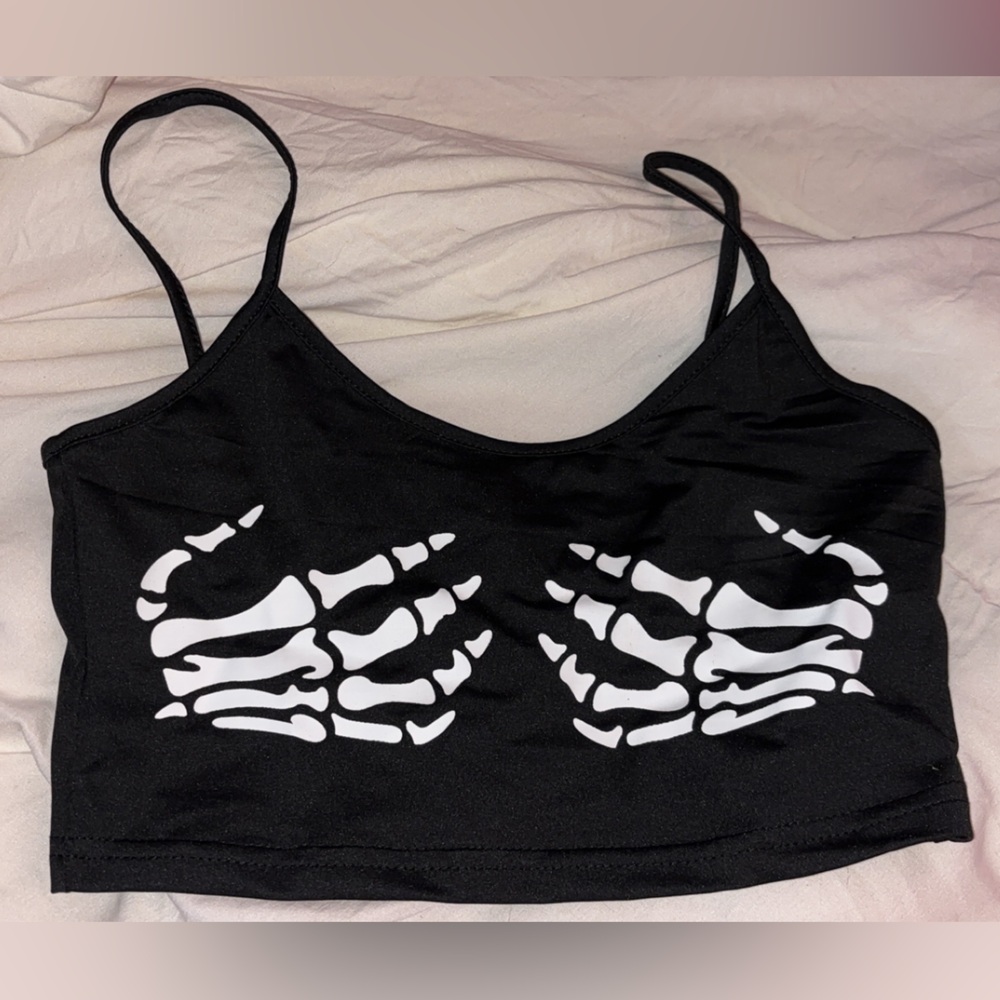 🎁2 for $5🎁 Shein Black Bone Hands Top